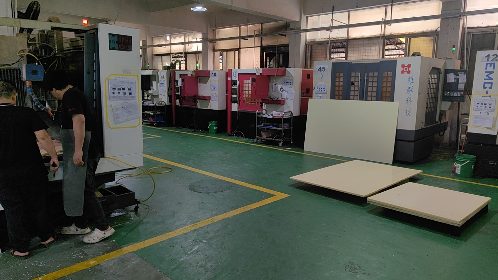 CNC塑胶手板加工报价怎么算?材料、精度与交期影响解析